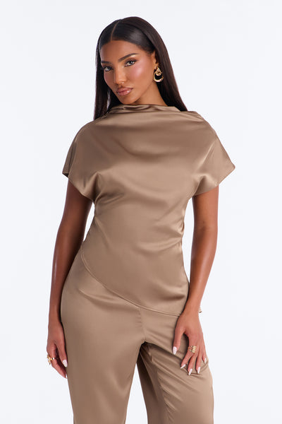https://cdn.shopify.com/s/files/1/0293/9277/files/06-12-26_S4_4_V126JP6002_Mocha_LR_AM_11-47-22_36916_PXF.jpg?v=1781623382&with=400&height=600