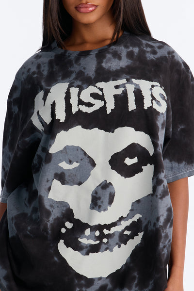 https://cdn.shopify.com/s/files/1/0293/9277/files/06-15-26_S1_30_MFTS122_Black_LB_SS_13-47-16_0686_PXF.jpg?v=1781713755&with=400&height=600