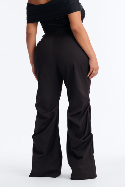 https://cdn.shopify.com/s/files/1/0293/9277/files/06-15-26_S5_15_MP4647FN_Black_JG_AC_11-47-22_PLUS_63674_PXF.jpg?v=1781735558&with=400&height=600