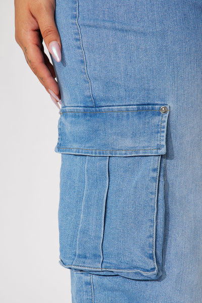 https://cdn.shopify.com/s/files/1/0293/9277/files/06-16-23Studio4_RA_DB_11-50-58_34_MP9972_Denim_1113_PLUS_ES.jpg?v=1687563354&with=400&height=600