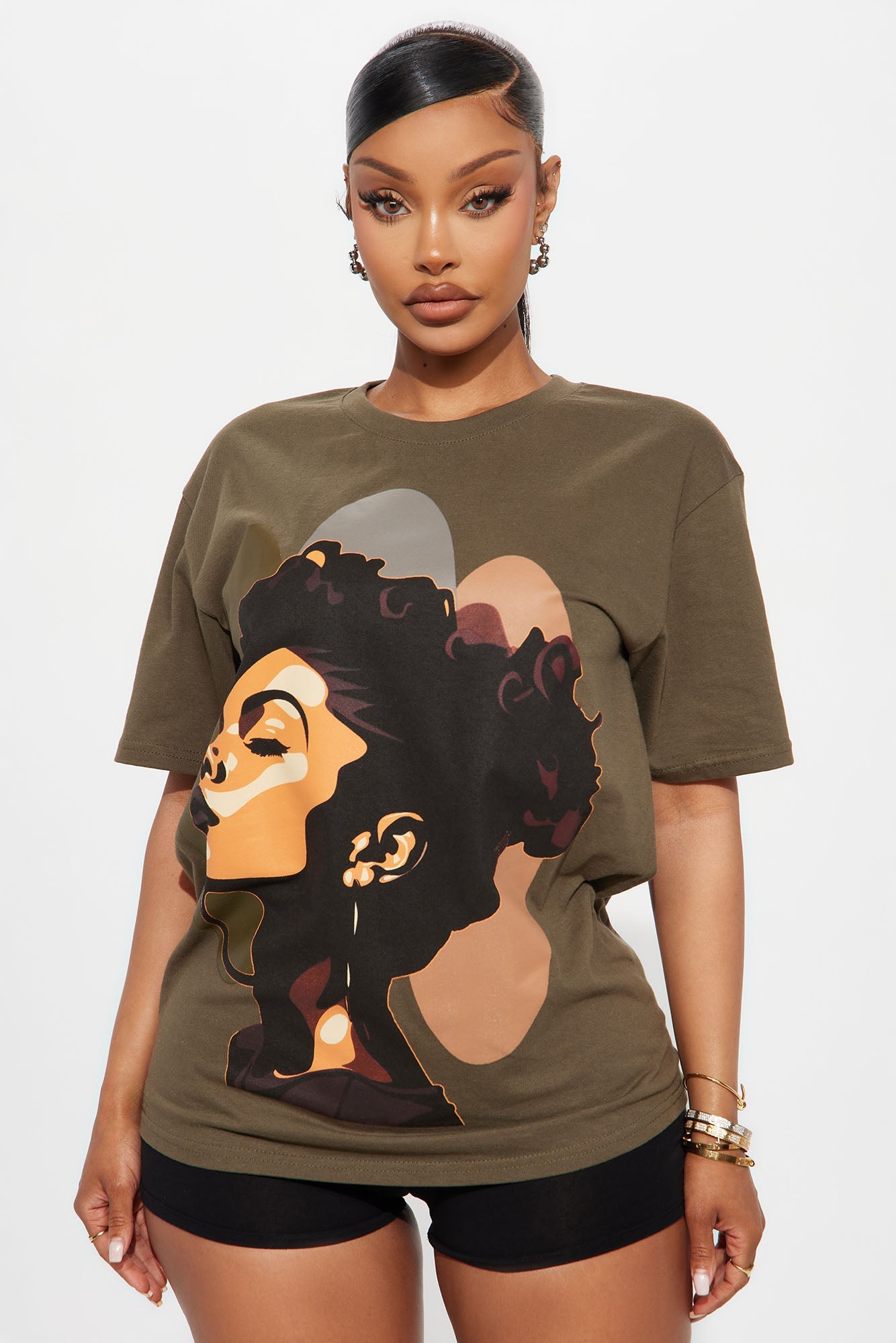 https://cdn.shopify.com/s/files/1/0293/9277/files/06-16-25_S2_16_FNWLVMYSF25_DarkOlive_ZSR_CXB_RL_15-25-25_1925_EH.jpg?v=1750118673