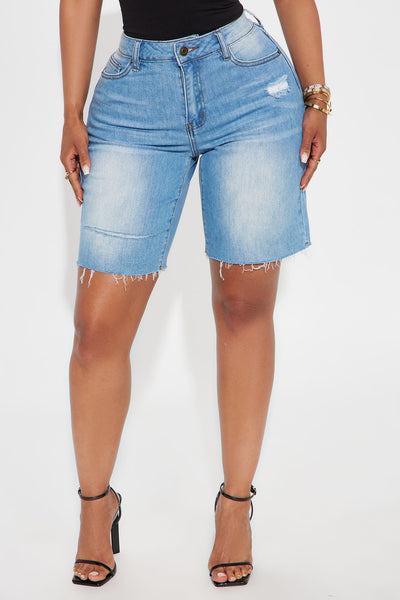 https://cdn.shopify.com/s/files/1/0293/9277/files/06-16-25_S2_6_JY031102_LightBlueWash_ZSR_CXB_RL_14-55-07_63943_EH.jpg?v=1750117412&with=400&height=600