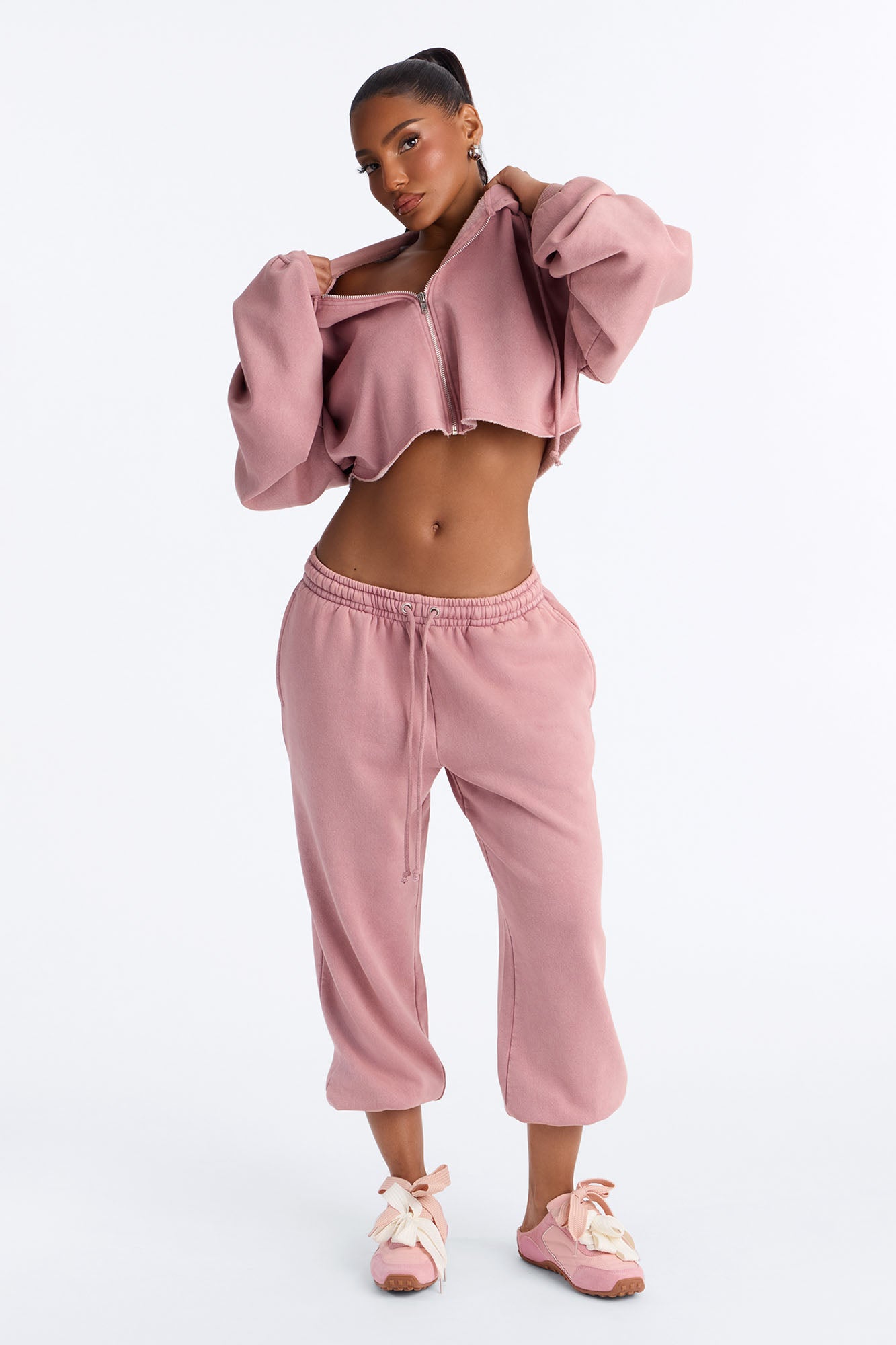 https://cdn.shopify.com/s/files/1/0293/9277/files/06-16-26_S2_32_B225MS4208_Mauve_KJ_IM_12-17-24_6229_MWA_CM.jpg?v=1781819231