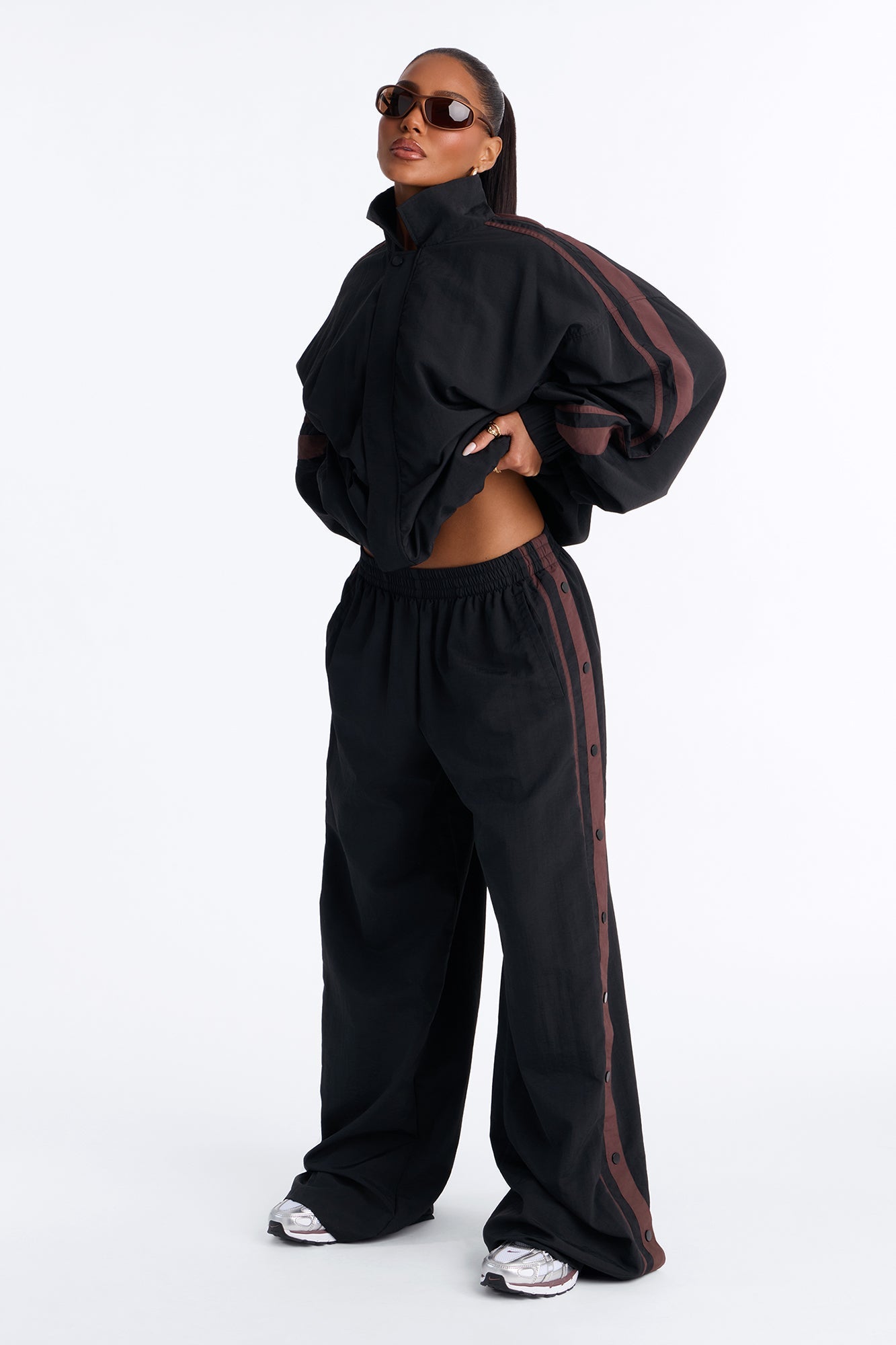 https://cdn.shopify.com/s/files/1/0293/9277/files/06-16-26_S2_53_B126MS1322_Black_KJ_IM_13-43-35_6663_MWA.jpg?v=1781814064