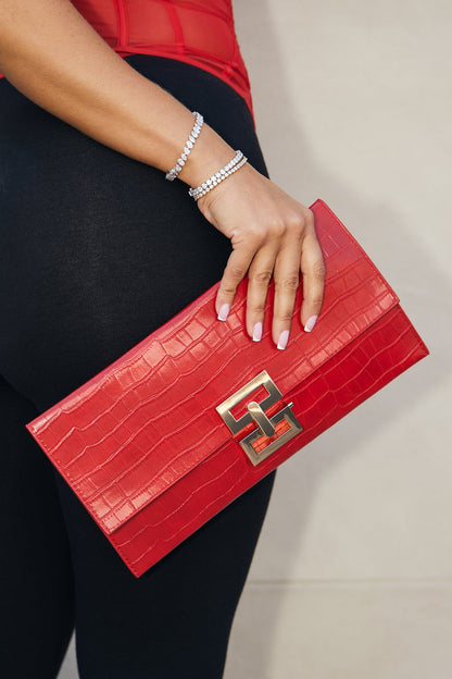 https://cdn.shopify.com/s/files/1/0293/9277/files/06-16-26_S4_27_LM8900_Red_TK_PC_14-36-50_74682_PXF.jpg?v=1782164135