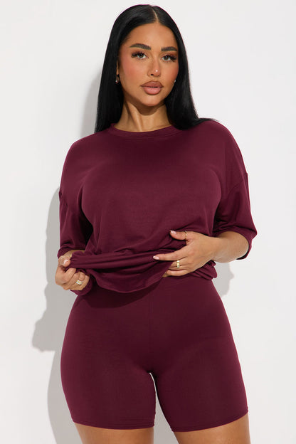 https://cdn.shopify.com/s/files/1/0293/9277/files/06-17-25_S1_38_ST1790_Burgundy_ZSR_CR_AC_15-37-33_5446_ES.jpg?v=1750202674