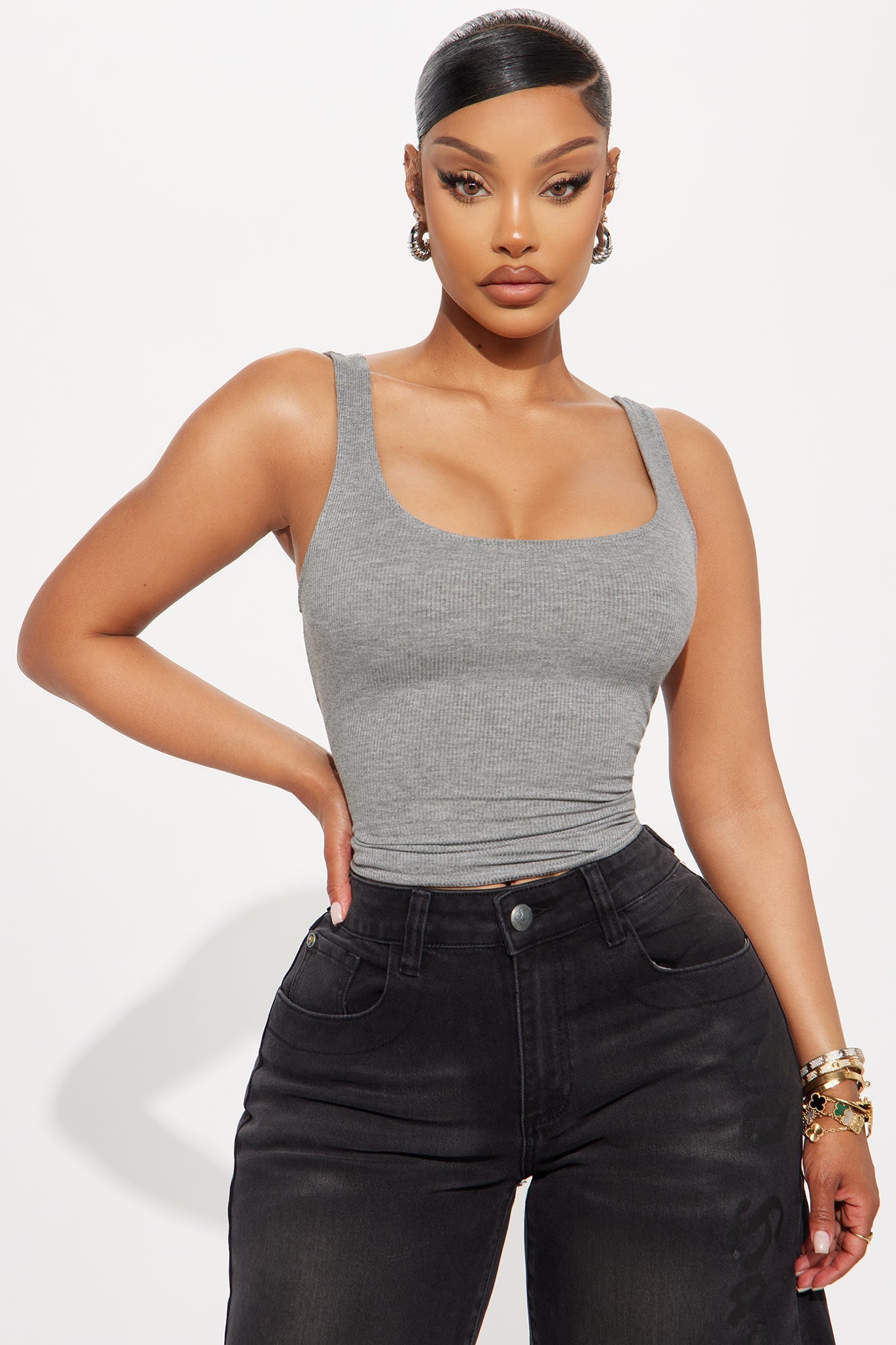 https://cdn.shopify.com/s/files/1/0293/9277/files/06-17-25_S2_16_HT18883_DarkGrey_CXB_RL_16-29-51_2182_PXF.jpg?v=1750283562