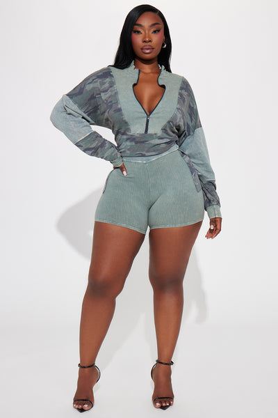 https://cdn.shopify.com/s/files/1/0293/9277/files/06-18-24_S5_54_NMB3331FN_Camouflage_TK_IM_14-54-39_PLUS_21952_PXF.jpg?v=1719008188&with=400&height=600