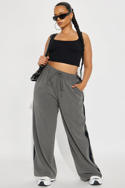 https://cdn.shopify.com/s/files/1/0293/9277/files/06-18-25_S1_14_FN9591STTT_Charcoal_KJ_JS_10-49-44_PLUS_10345_PXF.jpg?v=1750441203&with=400&height=600