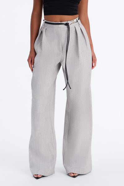 https://cdn.shopify.com/s/files/1/0293/9277/files/06-18-26_S2_8_25GWQ9002_Grey_ZSR_KJ_JS_11-15-10_7831_PXF.jpg?v=1782252680&with=400&height=600