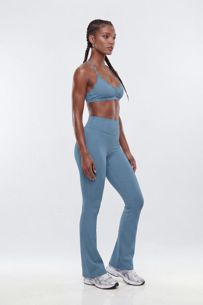 https://cdn.shopify.com/s/files/1/0293/9277/files/06-19-26_S2_11_B12503SP1313_SoftIndigo_KK_DJ_13-18-02_9488-1_YB_AB_ES_JA.jpg?v=1783700415&with=400&height=600
