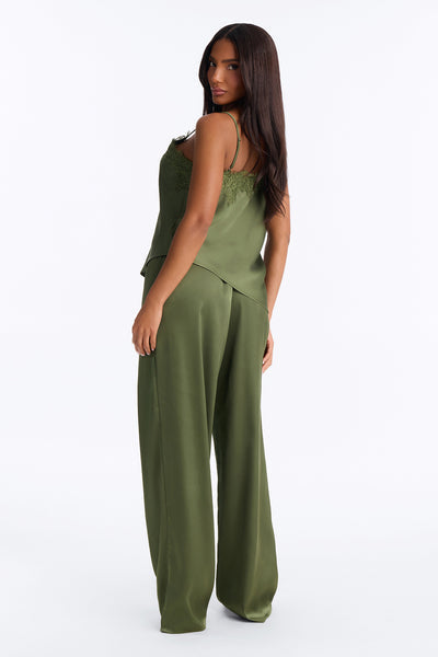 https://cdn.shopify.com/s/files/1/0293/9277/files/06-19-26_S3_10_MN5426SET_Olive_KJ_KT_10-52-48_0614_MWA.jpg?v=1782247448&with=400&height=600