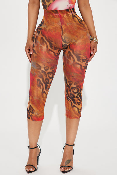 https://cdn.shopify.com/s/files/1/0293/9277/files/06-20-24_S2_6_P2796_Redcombo_KJ_RL_12-50-27_37408_PXF.jpg?v=1719249258&with=400&height=600