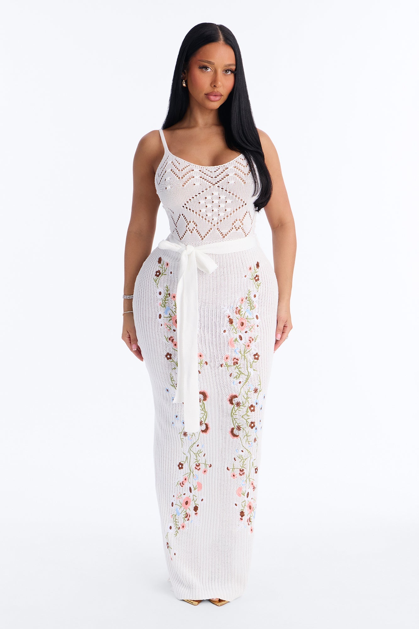 https://cdn.shopify.com/s/files/1/0293/9277/files/06-22-26_S4_34_SD829_White_KK_IM_12-31-06_38738_PXF.jpg?v=1782399061
