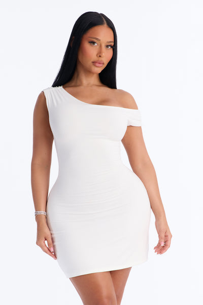https://cdn.shopify.com/s/files/1/0293/9277/files/06-22-26_S4_5_FND0816_White_KK_IM_09-18-59_41078_PXF.jpg?v=1782341955&with=400&height=600