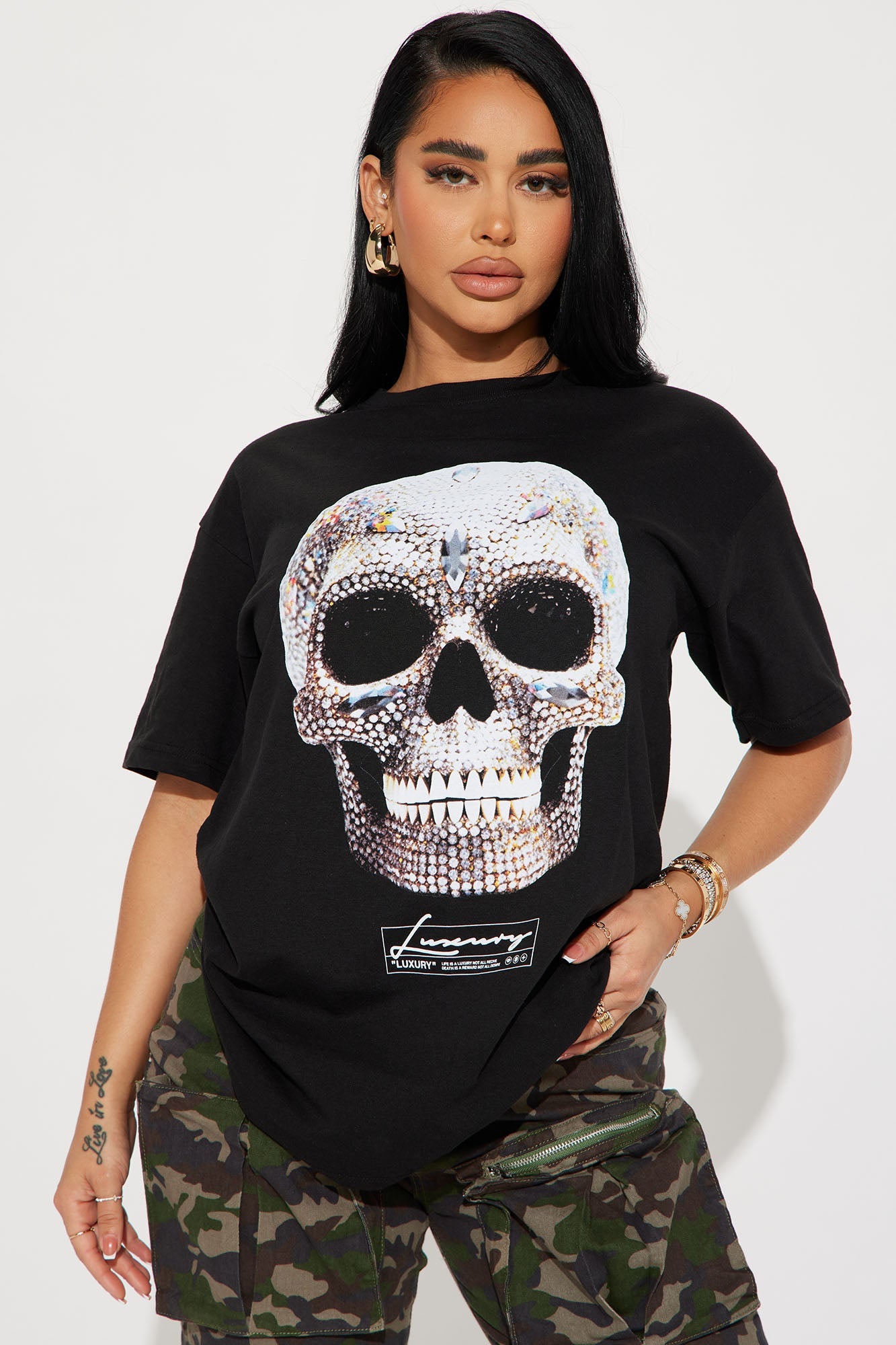 https://cdn.shopify.com/s/files/1/0293/9277/files/06-23-23Studio1_TK_IM_13-28-46_29_SPDN2802W_Black_0720_SG.jpg?v=1687898849