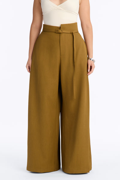 https://cdn.shopify.com/s/files/1/0293/9277/files/06-23-26_S7_16_B226PT1116_Olive_TK_IM_11-59-06_PLUS_28779_MWA.jpg?v=1782418915&with=400&height=600
