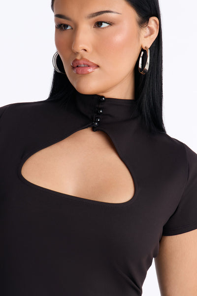 https://cdn.shopify.com/s/files/1/0293/9277/files/06-23-26_S7_22_KT8662_Black_TK_IM_13-34-18_PLUS_28978_MWA_CM.jpg?v=1782419165&with=400&height=600