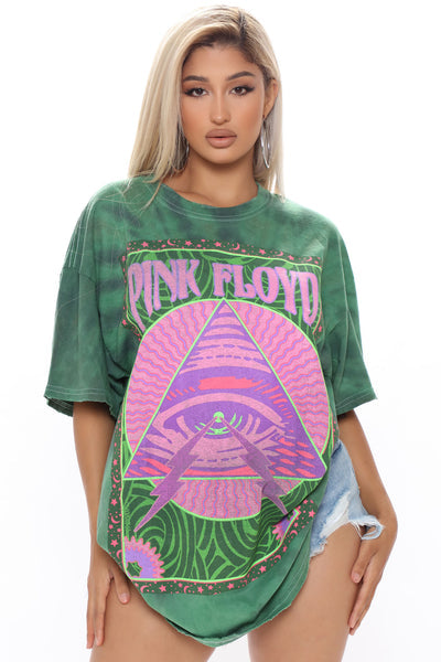 https://cdn.shopify.com/s/files/1/0293/9277/products/06-24-21Studio3_ME_KP_10-42-41_18_PIN107305_Green_0387_RG.jpg?v=1624981551&with=400&height=600