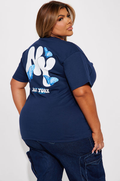 https://cdn.shopify.com/s/files/1/0293/9277/files/06-26-23Studio4_CB_IM_14-17-13_33_23015058_Navy_0006_PLUS_SG.jpg?v=1687990059&with=400&height=600