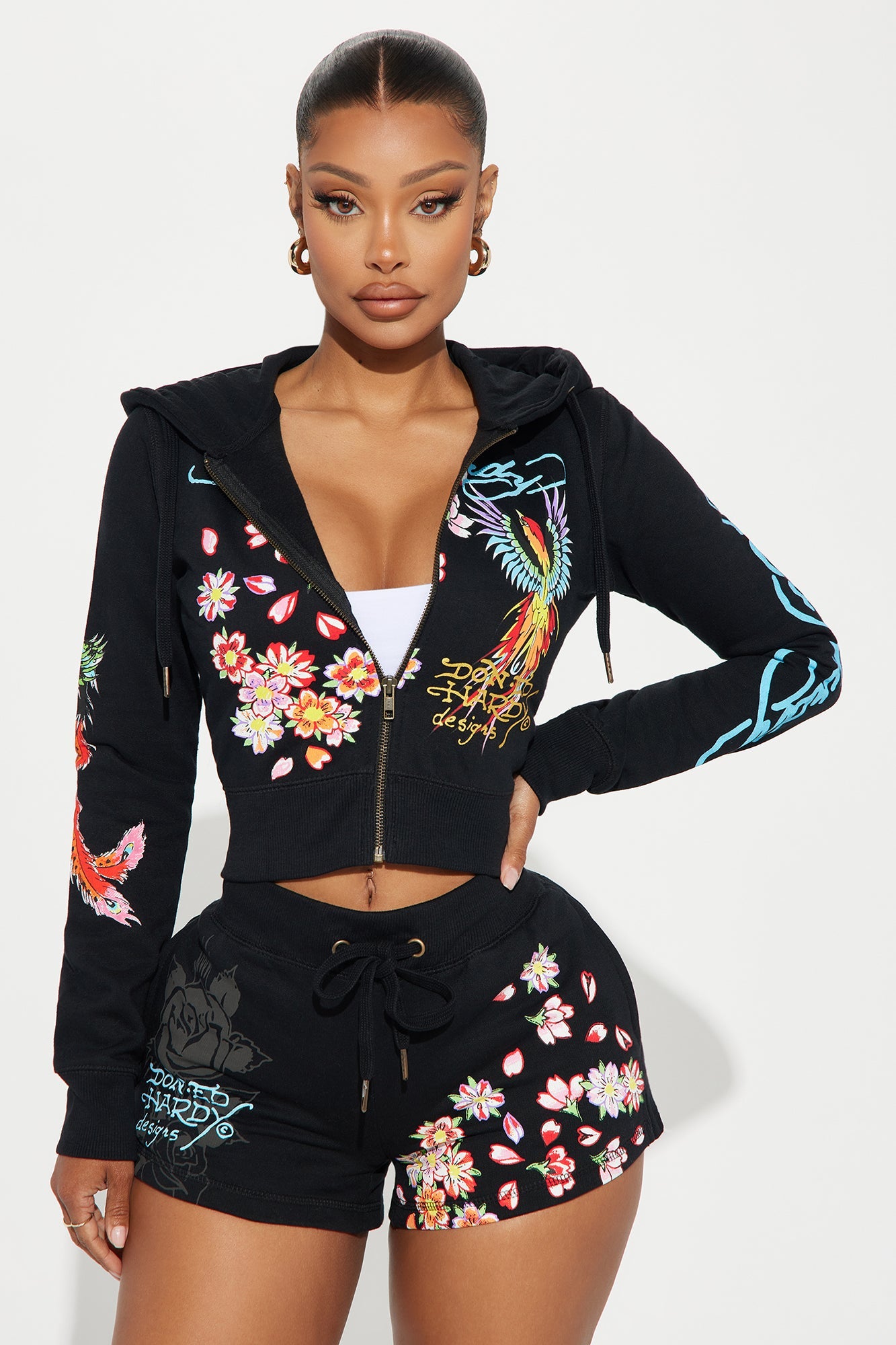 https://cdn.shopify.com/s/files/1/0293/9277/files/06-28-24_S2_46_EHW180021_Black_CXB_RL_15-16-30_4236_PXF.jpg?v=1719861892