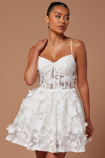https://cdn.shopify.com/s/files/1/0293/9277/files/06-29-23Studio5_BT_IM_10-14-00_4_GW23C6018_White_7582_JB.jpg?v=1689014788&with=400&height=600