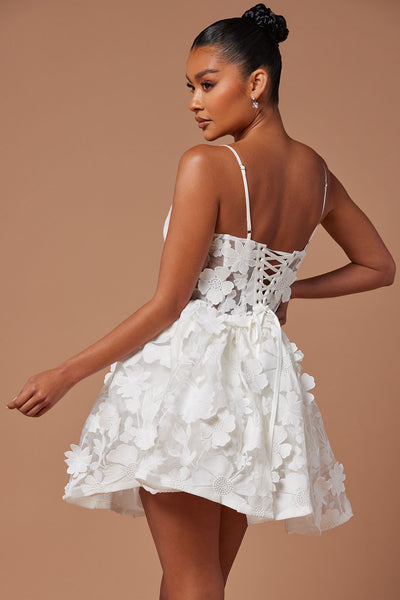 https://cdn.shopify.com/s/files/1/0293/9277/files/06-29-23Studio5_BT_IM_10-14-24_4_GW23C6018_White_7587_JB.jpg?v=1689014789&with=400&height=600