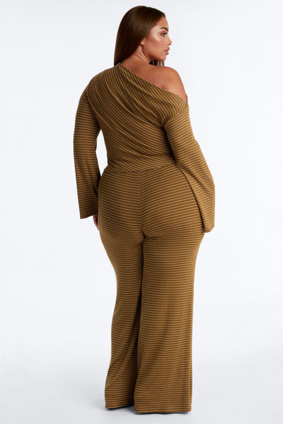 https://cdn.shopify.com/s/files/1/0293/9277/files/06-29-26_S2_44_82281SK_OliveCombo_RK_IM_14-38-45_PLUS_13014-FN_Xenia-_PXF.jpg?v=1783718347&with=400&height=600