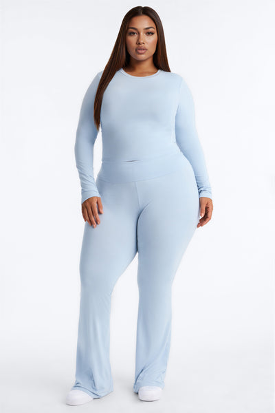 https://cdn.shopify.com/s/files/1/0293/9277/files/06-29-26_S2_50_B126MS1338_LightBlue_RK_IM_15-01-18_PLUS_13102-FN_Xenia-_PXF_CM.jpg?v=1783718575&with=400&height=600
