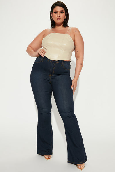 https://cdn.shopify.com/s/files/1/0293/9277/products/06-30-22Studio1_CE_MR_13-52-10_23_P522FN_DarkDenim_5074_PLUS_SHINTANI_KL.jpg?v=1682537908&with=400&height=600