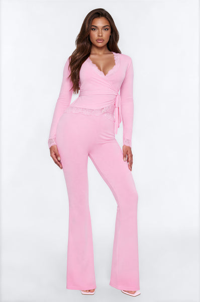https://cdn.shopify.com/s/files/1/0293/9277/files/06-30-26_S1_54_B126MS1331_Pink_LR_IM_14-53-31_52002-FN_Helena-FN-HelenaBG_PXF.jpg?v=1783707419&with=400&height=600