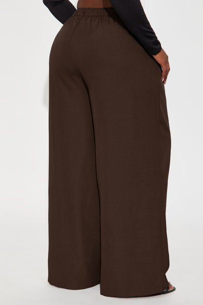 https://cdn.shopify.com/s/files/1/0293/9277/files/07-01-25_S6_15_V31813_Grey_ZSR_RA_SS_11-06-27_PLUS_89858_CM_BL_Chocolate.jpg?v=1790711830&with=400&height=600
