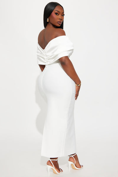 https://cdn.shopify.com/s/files/1/0293/9277/files/07-01-25_S6_44_GW24K1853_White_ZSR_RA_SS_14-00-50_PLUS_109513_CM.jpg?v=1751487444&with=400&height=600