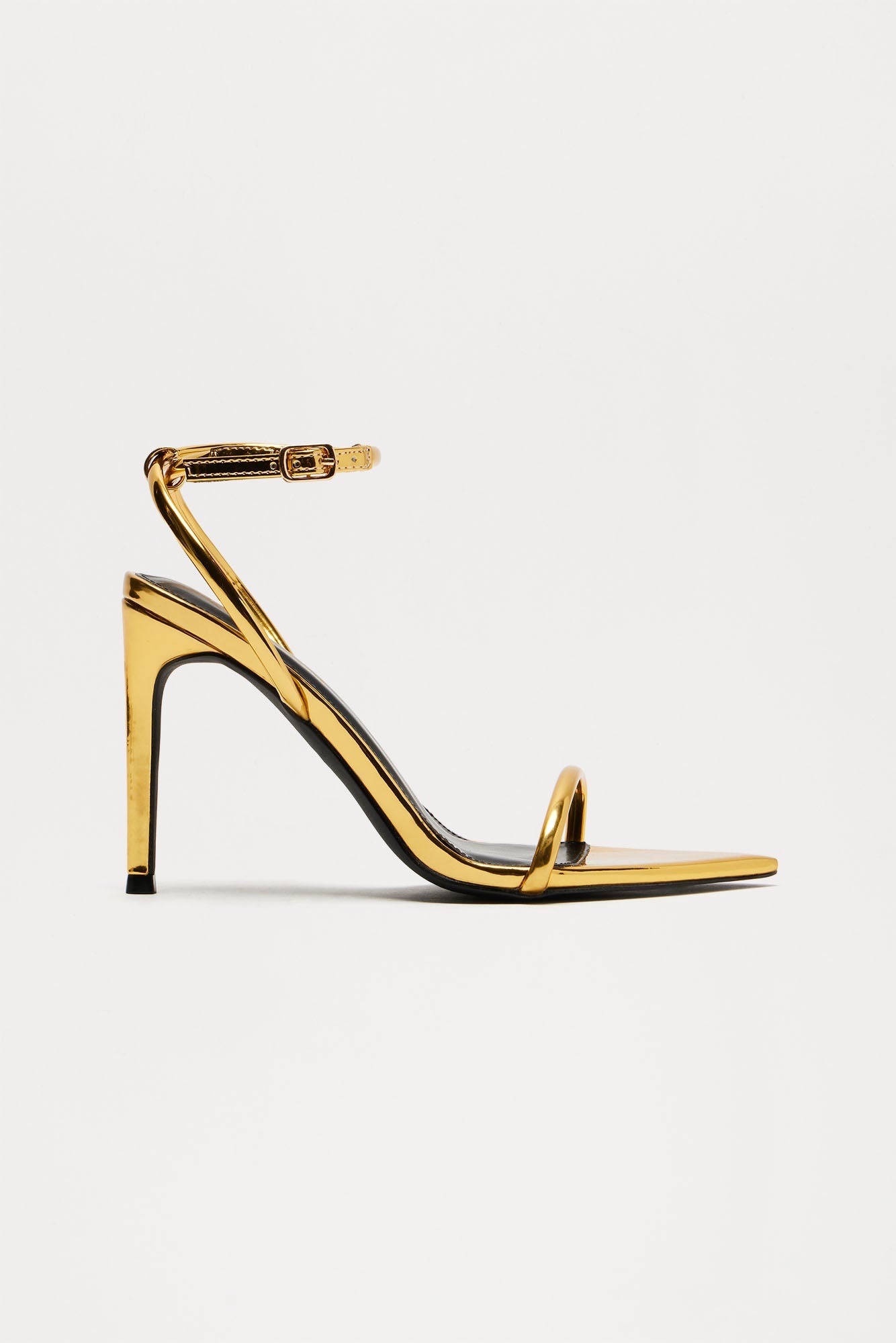 https://cdn.shopify.com/s/files/1/0293/9277/files/07-03-24_S15_48_LAUCIA19_Gold_CZ_14-02-482754_SG_ES.jpg?v=1721146784