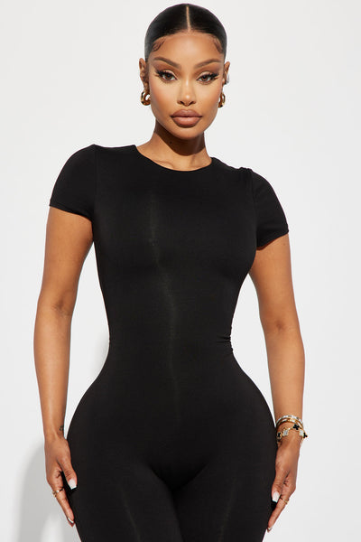 https://cdn.shopify.com/s/files/1/0293/9277/files/07-05-23Studio2_KJ_RL_11-00-46_6_JP2518FN_Black_39928_DG.jpg?v=1688768927&with=400&height=600