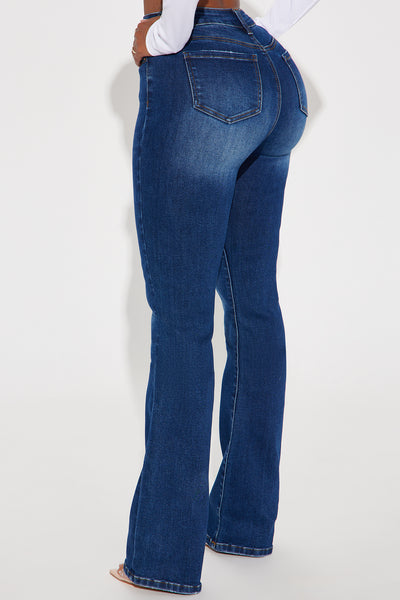https://cdn.shopify.com/s/files/1/0293/9277/files/07-05-24_S2_22_FN9200_DarkWash_CXB_MR_14-45-48_38326_PXF.jpg?v=1720465040&with=400&height=600