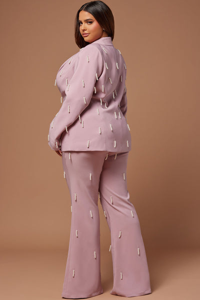 https://cdn.shopify.com/s/files/1/0293/9277/files/07-06-23Studio5_CXB_DB_13-50-31_30_B30388A_Mauve_0915_PLUS_CM.jpg?v=1695747094&with=400&height=600