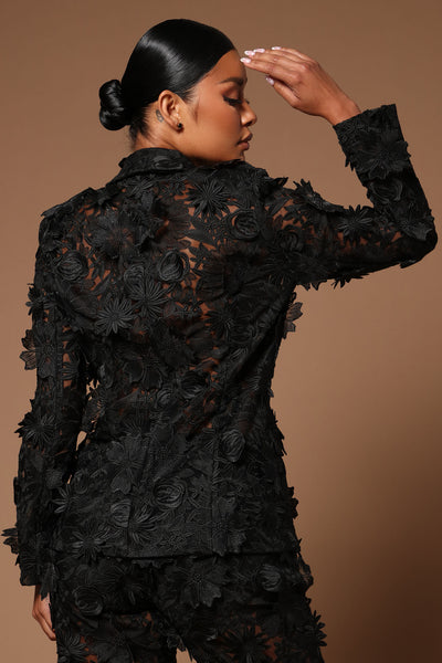 https://cdn.shopify.com/s/files/1/0293/9277/products/07-07-22Studio5_CE_KP_11-24-11_22_B47357_Black_3507_JB.jpg?v=1663191857&with=400&height=600