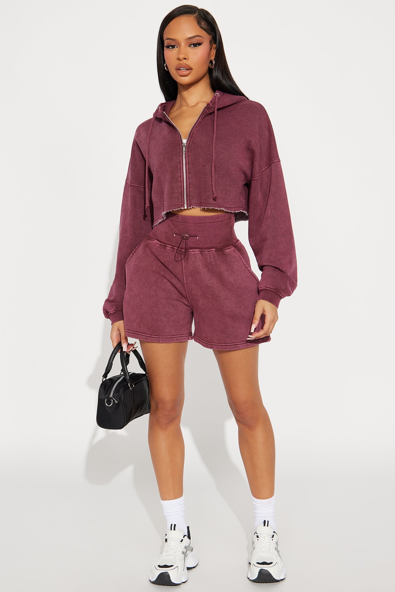 https://cdn.shopify.com/s/files/1/0293/9277/files/07-08-25_S5_44_ZDZDZPK111031SSET_Burgundy_CR_PC_15-33-35_74320_PXF.jpg?v=1752080175