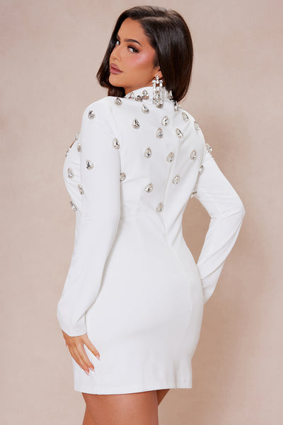 https://cdn.shopify.com/s/files/1/0293/9277/files/07-10-24_S5_2_DR3416_White_AZ_IM_10-10-28_PLUS_27811_PXF.jpg?v=1720801945&with=400&height=600