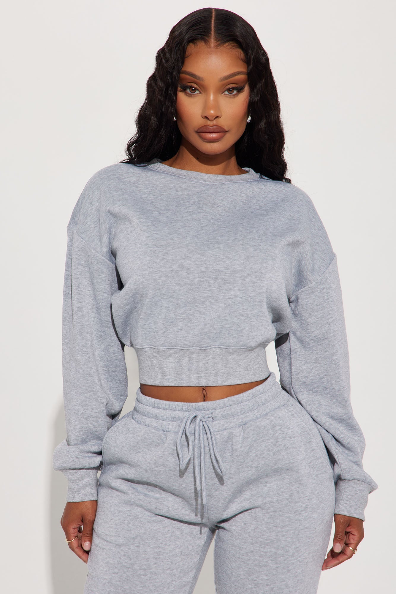 https://cdn.shopify.com/s/files/1/0293/9277/files/07-12-24_S2_44_75480_HeatherGrey_CXB_RL_15-20-02_6739_CM_EH.jpg?v=1721237394