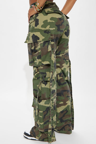 https://cdn.shopify.com/s/files/1/0293/9277/files/07-13-23Studio2_TK_RL_15-00-45_18_ZDRBFN002_Olivecombo_15493_CM.jpg?v=1747255034&with=400&height=600