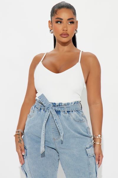 https://cdn.shopify.com/s/files/1/0293/9277/files/07-15-24_S1_38_75351Y_LightWash_KT_DO_14-03-56_105201_PXF.jpg?v=1721325069&with=400&height=600