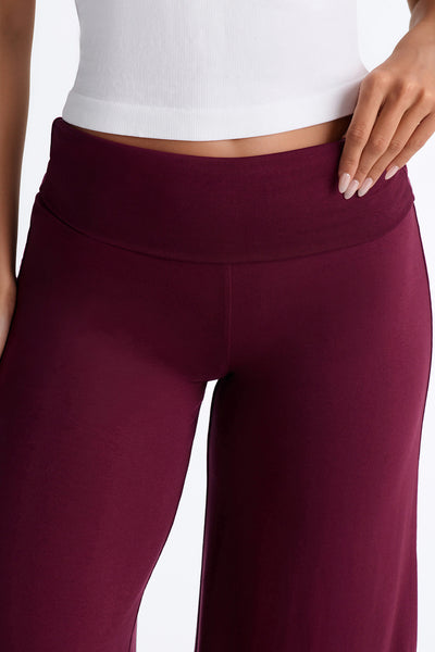 https://cdn.shopify.com/s/files/1/0293/9277/files/07-17-26_S8_17_TP2444N_Burgundy_LB_EO_12-55-51_105550-FN_Remi-_MWA.jpg?v=1785530591&with=400&height=600