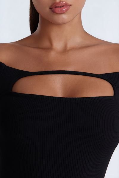 https://cdn.shopify.com/s/files/1/0293/9277/files/07-17-26_S8_44_JP3721TCH_Black_LB_EO_14-49-23_68870-FN_Remi_HighSleek-_MWA.jpg?v=1785531780&with=400&height=600
