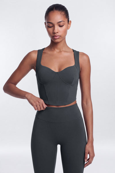 https://cdn.shopify.com/s/files/1/0293/9277/files/07-17-26_S9_PM_14_B425SP1207_Carbon_JG_AA_16-07-20_7288-11_ES_ES_JA.jpg?v=1786396132&with=400&height=600