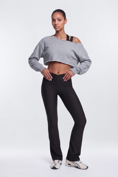 https://cdn.shopify.com/s/files/1/0293/9277/files/07-17-26_S9_PM_38_B425SB1310_Black_JG_AA_18-38-31_7720-33_ES_ES_JA.jpg?v=1786399696&with=400&height=600