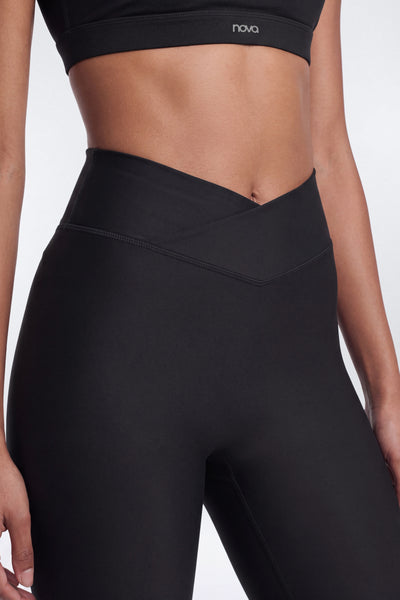 https://cdn.shopify.com/s/files/1/0293/9277/files/07-17-26_S9_PM_38_B425SB1310_Black_JG_AA_18-38-31_7720-9_ES_ES_JA.jpg?v=1786399697&with=400&height=600