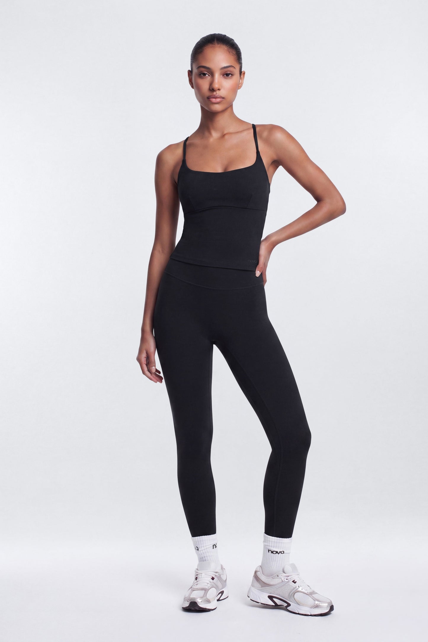 https://cdn.shopify.com/s/files/1/0293/9277/files/07-17-26_S9_PM_43_B426SB1207_Black_JG_AA_18-58-49_41758-6_AB_ES_JA.jpg?v=1786400015