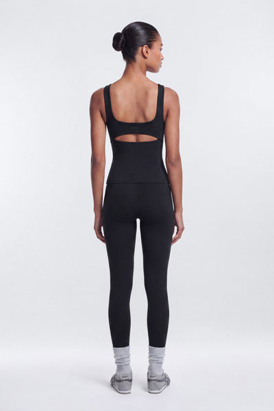 https://cdn.shopify.com/s/files/1/0293/9277/files/07-17-26_S9_PM_44_B125SP1203_Black_JG_AA_19-04-09_7828-7_AB_ES_JA.jpg?v=1786400151&with=400&height=600